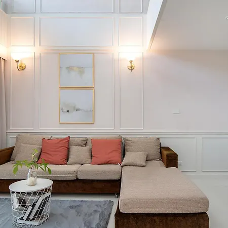 Latkrabangbishome Near Suvarnabhumi Airport ลาดกระบังบิซโฮม Bangkok Exterior photo